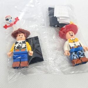 Disney Toy Story Woody and Daisy custom lego M22
